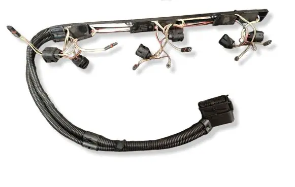 BMW 5 F10 F11 Fuel injector wires 12527589639