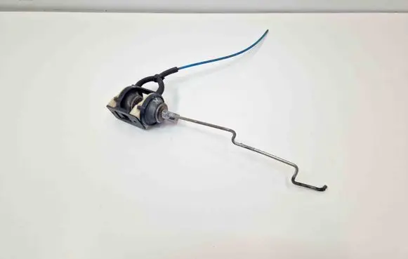 Mercedes-Benz SLC C107 Engine mount vacuum valve 