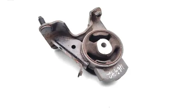 Lexus NX Engine mount bracket 1T0861