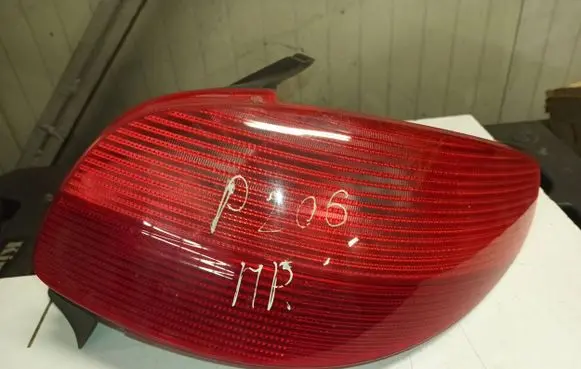 Peugeot 206 Rear/tail lights