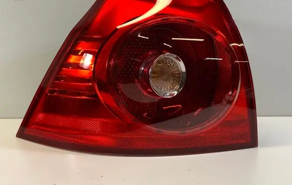 Volkswagen Golf V Rear/tail lights 1K6945095N 1K6945257
