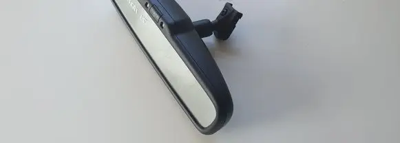 Nissan Qashqai Rear view mirror (interior)