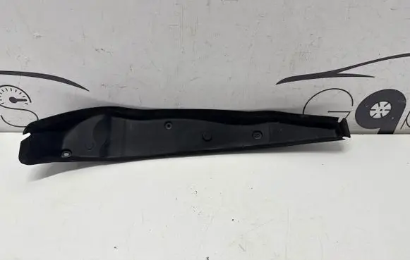 Mercedes-Benz SL R231 Fender end trim A2318890225