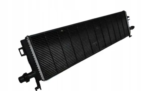 Mercedes-Benz V Class W447 Coolant radiator A0995003801