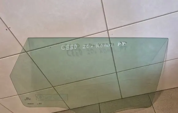 KIA Ceed Rear door window glass 43R01351
