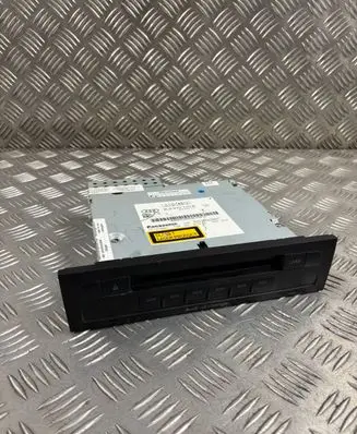 Audi Q7 4L CD/DVD changer 4L0910110B