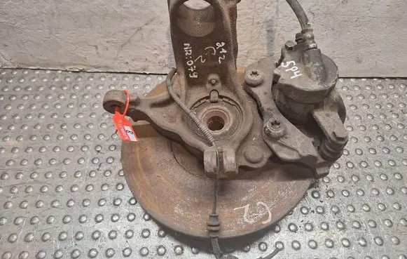 Citroen C3 Front wheel hub spindle knuckle S17986079 5P4