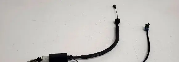 Opel Astra G Throttle cable 90530810