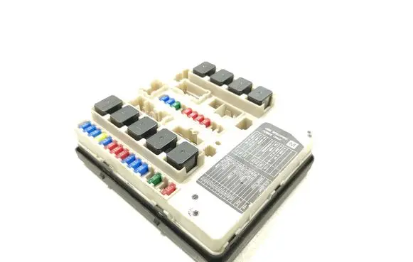 Nissan X-Trail T31 Fuse module