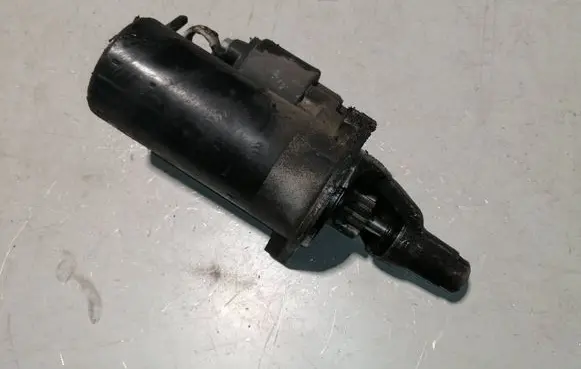 Audi A4 S4 B6 8E 8H Starter motor 059911023H 0001109021