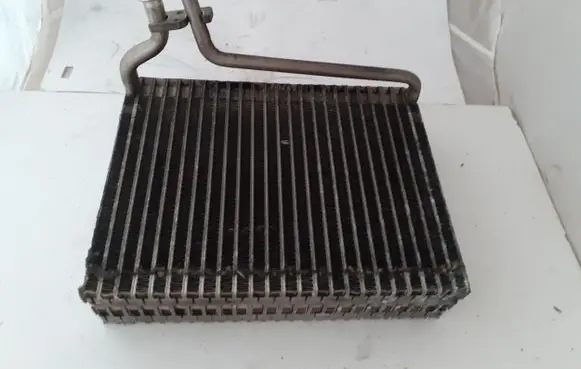 Air conditioning (A/C) radiator (interior)