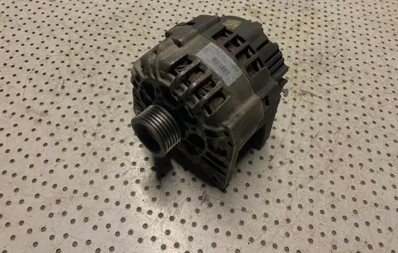 Renault Trafic II (X83) Generator/alternator