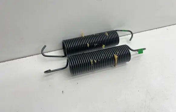 BMW 4 F32 F33 Tailgate/trunk/boot tension spring 7295203