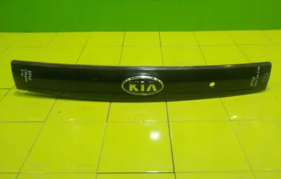 KIA Carnival Shock absorber/damper mounting bracket RP168
