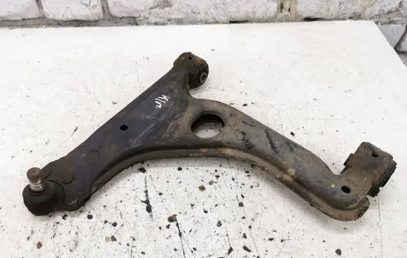 Opel Astra H Front lower control arm/wishbone