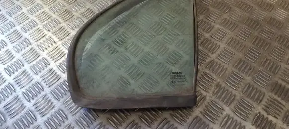 Nissan Primera Rear vent window glass 
