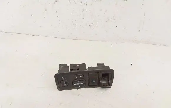Toyota Corolla Verso E121 Wing mirror switch 183574 777665