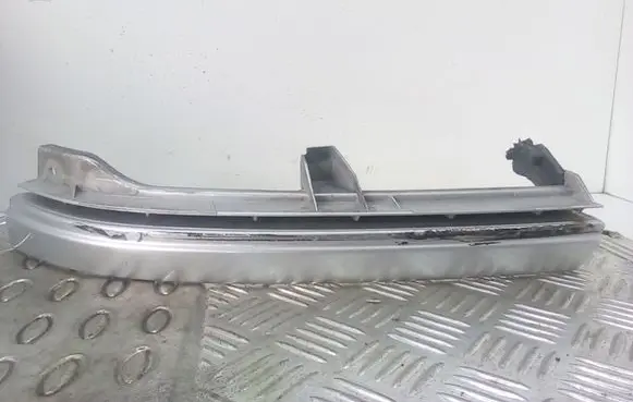 Under headlight/headlamp trim