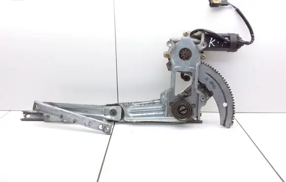 SsangYong Musso Front door window regulator with motor