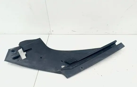 Audi Q7 4M Engine bonnet/hood lock trim molding 4M0805285A 4M0805285