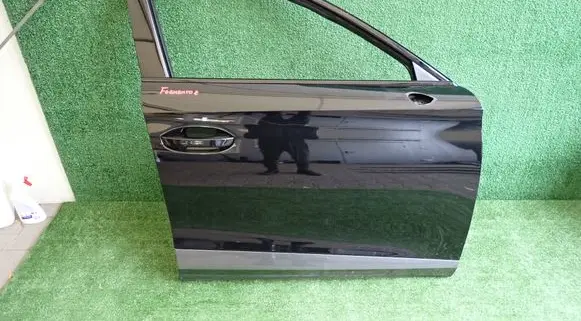 Cupra Formentor Front door