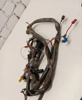 Engine installation wiring loom