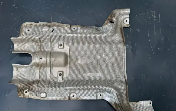 Mercedes-Benz GLC X253 C253 Heat shield in engine bay A2536800000 A2536820400