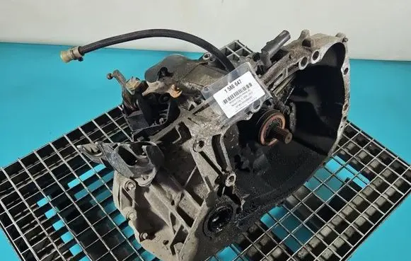 Renault Clio III Manual 5 speed gearbox JH3128 IMPRK1586647