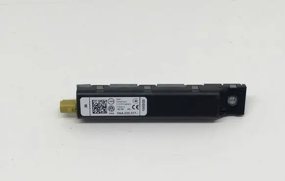 Volkswagen Tiguan Aerial antenna amplifier 5NA035577
