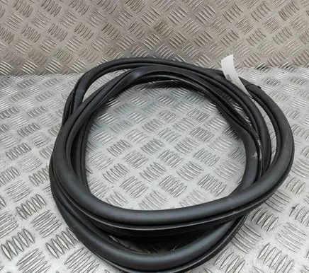 Seat Tarraco Rubber seal rear door 5FJ867914