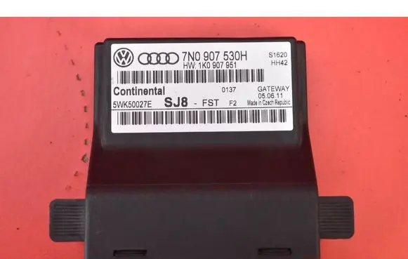 Volkswagen Caddy Engine control unit/module ECU 7N0907530H