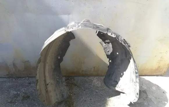 Mazda 3 I Front wheel arch liner splash guards