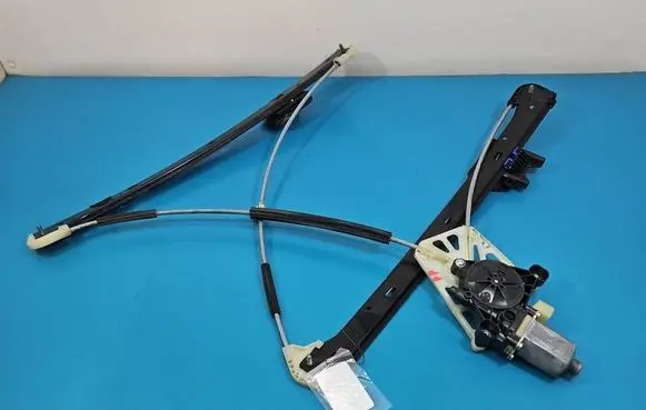 Audi Q7 4M Front door window regulator with motor 4M0837462A IMPRK1565730