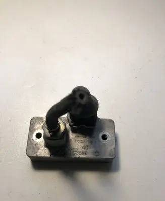 Audi 80 90 S2 B4 Air pressure sensor 0281002018