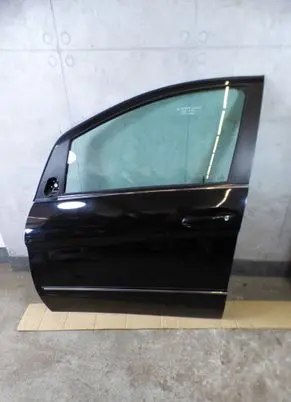 Mercedes-Benz B W245 Front door CARTKOL191