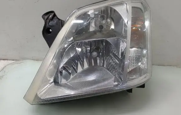 Opel Meriva A Headlight/headlamp 93321052