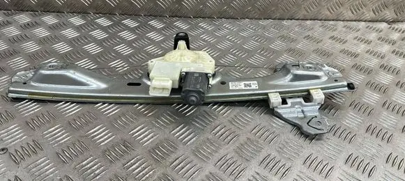 Nissan Qashqai Front door window regulator with motor 80700HV00C