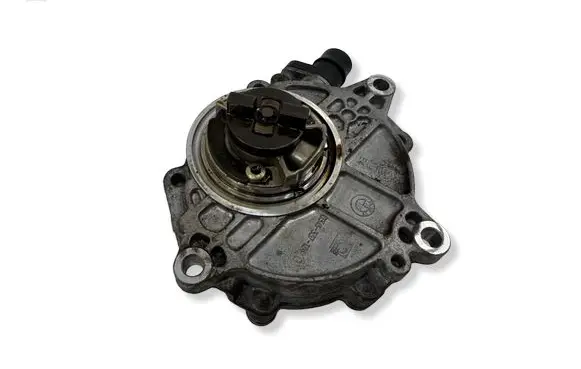 BMW 3 E90 E91 Vacuum pump 7547021
