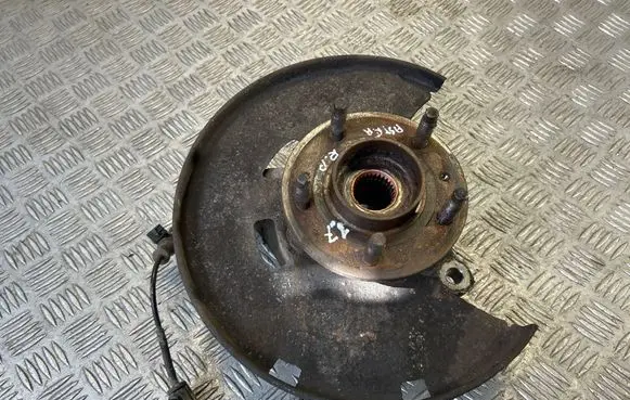 Opel Astra J Front wheel hub spindle knuckle