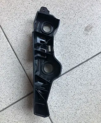 Front bumper mounting bracket