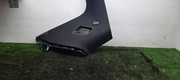 Audi Q7 4M (D)pillar trim (top) 4M0867245B