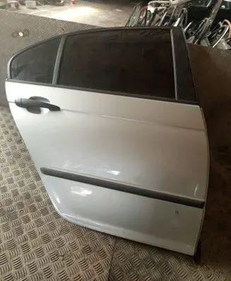 Rear door