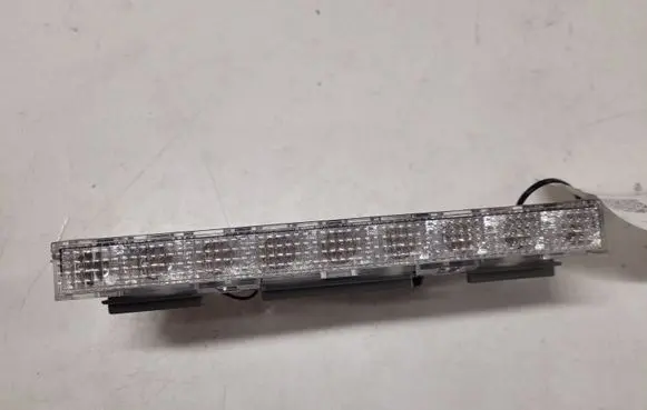 Subaru Legacy Third/center stoplight