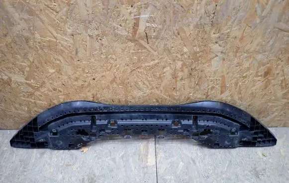 Suzuki Swift II Front bumper skid plate/under tray 7246170T0