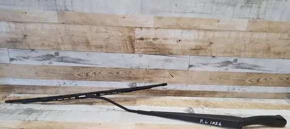 Nissan NV200 Front wiper blade arm