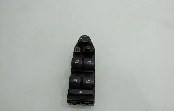 BMW 5 E60 E61 Electric window control switch 6951905