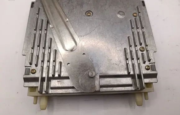 Volvo 850 Engine control unit/module 0281001802 1T28S3499 P09183993
