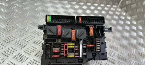 BMW i3 Fuse module 927035501