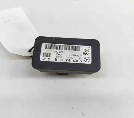 Mercedes-Benz SLK R171 Acceleration sensor 10170106353 A0055422118