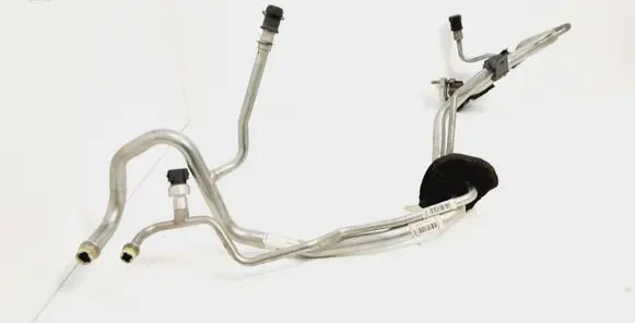 Volvo XC60 Air conditioning (A/C) pipe/hose 30733937